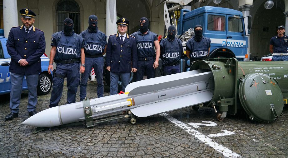 صواريخ قطرية في إيطاليا