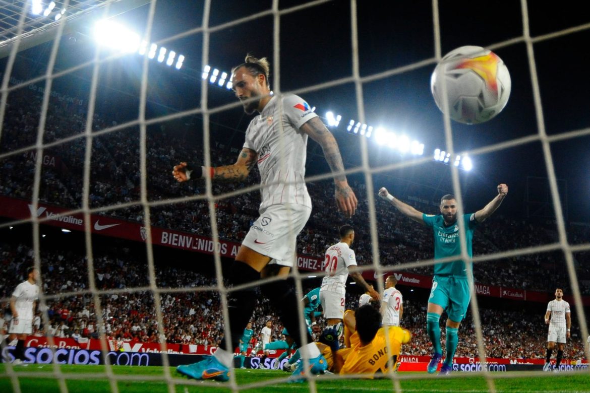 كريم بنزيمة يهدي ريال مدريد الفوز امام إشبيلية