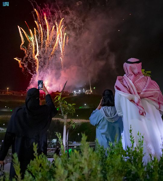 حسام بن سعود يطلق فعاليات مهرجان صيف الباحة 2022 صحيفة البلاد