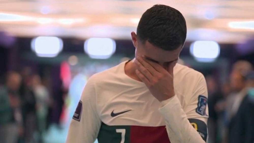 رونالدو يغادر الملعب باكيًا بعد الخسارة من المغرب في ربع نهائي كأس العالم 2022