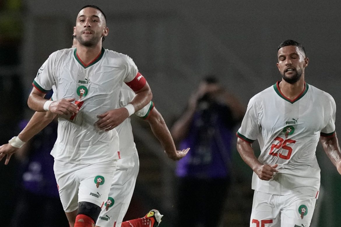 المغرب يهزم زامبيا ويتأهل متصدرًا للمجموعة الخامسة