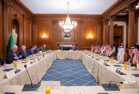 تناولت مستجدات الأوضاع الإقليمية والدولية ومجالات التعاون.. ولي العهد يعقد اجتماعات موسعة مع أعضاء الكونغرس