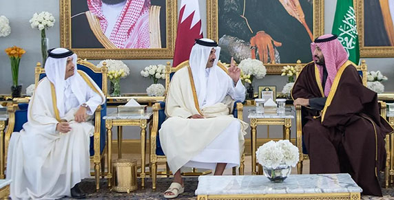 في زيارة تجسد الروابط التاريخية والارتقاء بالعلاقات.. ولي العهد يستقبل أمير قطر