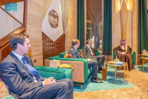 سمو وزير الدفاع يلتقي كبير مستشاري الرئيس الأمريكي للشؤون العربية والأفريقية 