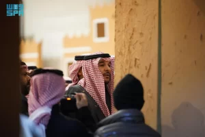 رئيس مجلس إدارة نادي الإبل يزور معرض إمارة منطقة الرياض المشارك بمهرجان الملك عبدالعزيز للإبل العاشر