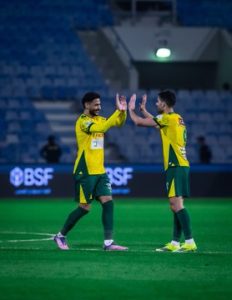 في روشن.. الخليج يستعيد الثقة برباعية ضمك