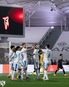 الهلال يقسو على الشباب بخماسية في روشن