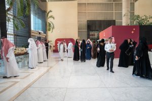 جامعة الملك عبدالعزيز تنظم حفل المعايدة للمنسوبين والمنسوبات بمناسبة عيد الفطر المبارك.