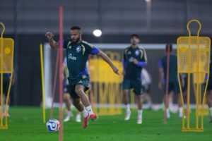 الأخضر يرفع استعداده لمواجهة مصر وديا في جدة