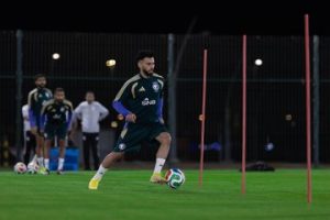 منتخبنا الوطني يدشن تدريباته في جدة استعدادا للقاء مصر الودي