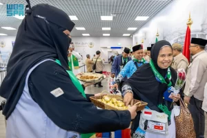 وصول أولى رحلات مستفيدي مبادرة طريق مكة إلى مطار الأمير محمد بن عبدالعزيز الدولي بالمدينة المنورة