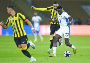 نيوم يصعق الاتحاد في الوقت القاتل