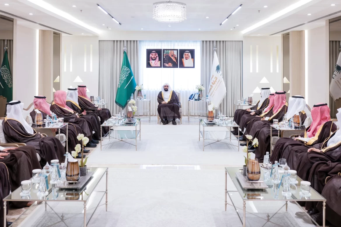 النائب العام يلتقي رؤساء النيابات المكلفين ويؤكد على سرعة إنجاز القضايا