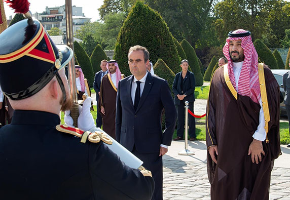 ترأسا مجلس الشراكة الإستراتيجي وشهدا توقيع اتفاقيات ومذكرات تفاهم.. ولي العهد وماكرون يستعرضان العلاقات التاريخية والمستجدات الإقليمية