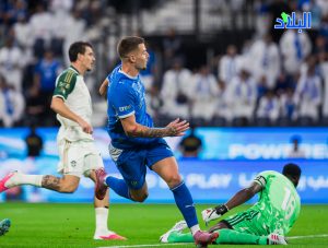 في كلاسيكو مثير.. طوفان الهلال يكتسح الأهلي بثلاثية ويتصدر روشن