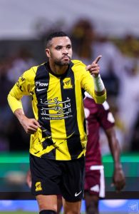 الاتحاد يعبر الفيصلي بثلاثية ويتصدر روشن