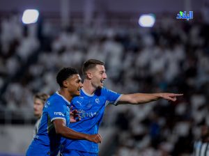 الهلال يعبر الشباب بثنائية ويعزز صدارته لروشن